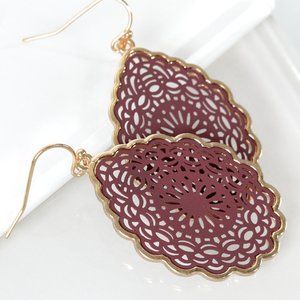 POMINA Brand Filigree Dangle Oval Drop Pierced Earrings Burgundy